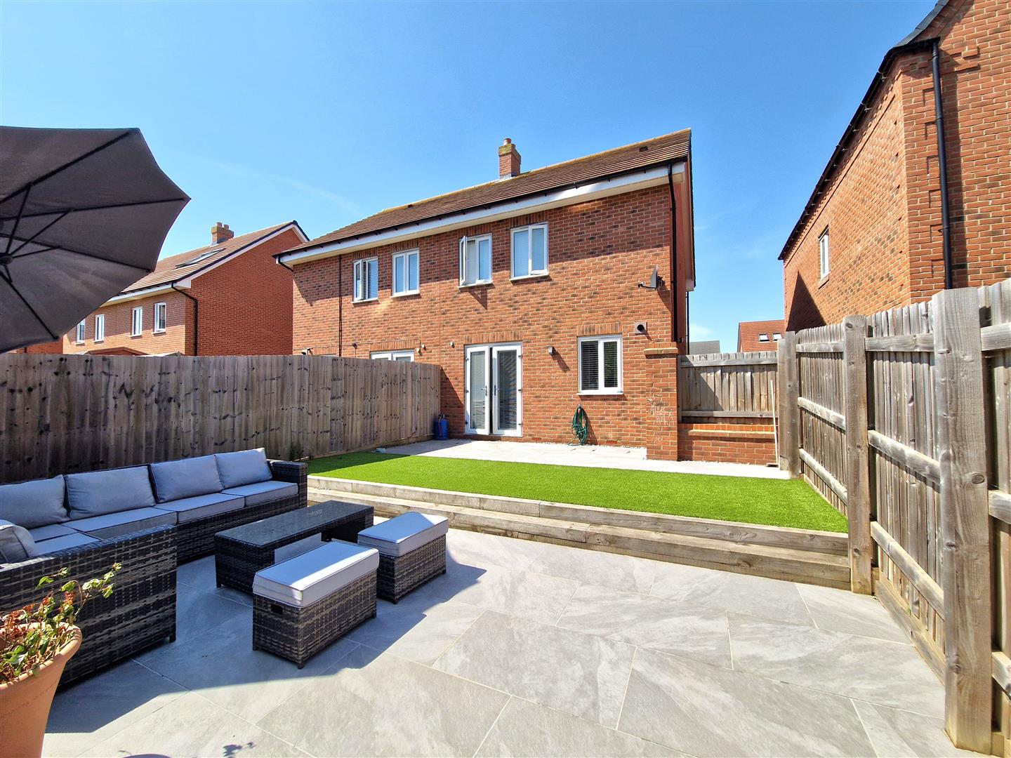 3 bed property in Archer Street, Bedford